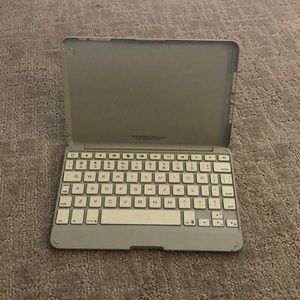 Zagg iPad Mini 1-3 Bluetooth Keyboard Folio